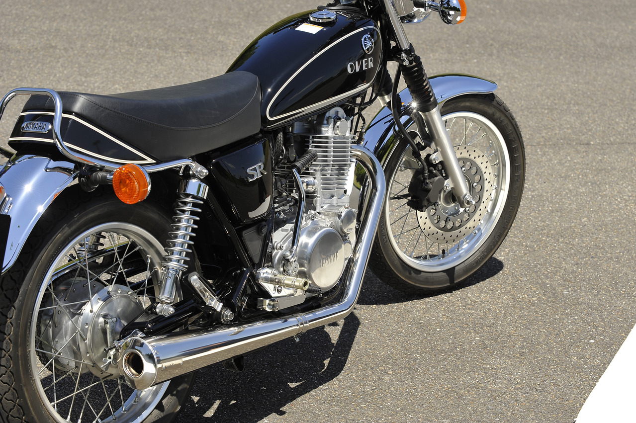 SR400 オーバーレーシング　マフラー